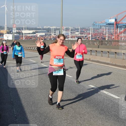 03.10.2025 - Köhlbrandbrückenlauf Yannick Fuchs http://msf.ph/oto/9133261 03.10.2025 09:05:48 Position 2 2620 meine-sportfotos.de