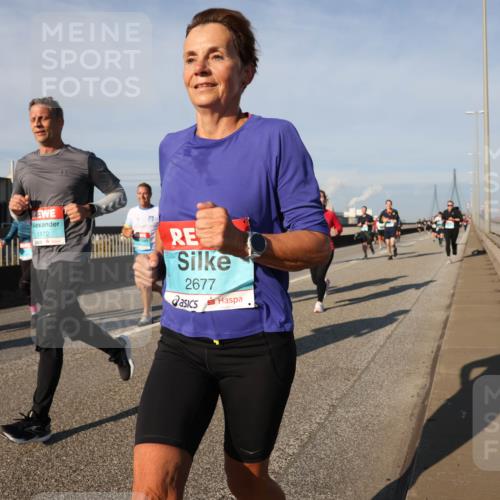 03.10.2025 - Köhlbrandbrückenlauf Lena Gebhardt http://msf.ph/oto/9133282 03.10.2025 09:51:10 Position 2 1172, 2677 meine-sportfotos.de