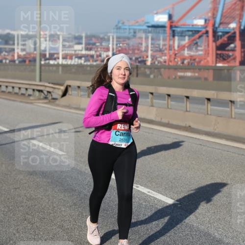 03.10.2025 - Köhlbrandbrückenlauf Yannick Fuchs http://msf.ph/oto/9133354 03.10.2025 09:05:54 Position 2 2531 meine-sportfotos.de