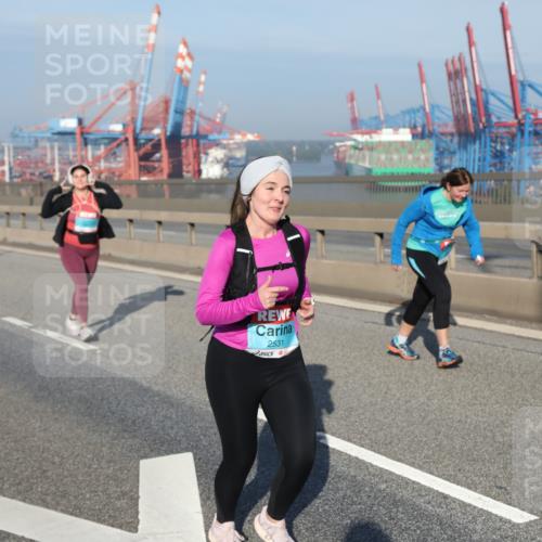03.10.2025 - Köhlbrandbrückenlauf Yannick Fuchs http://msf.ph/oto/9133378 03.10.2025 09:05:56 Position 2 2531 meine-sportfotos.de