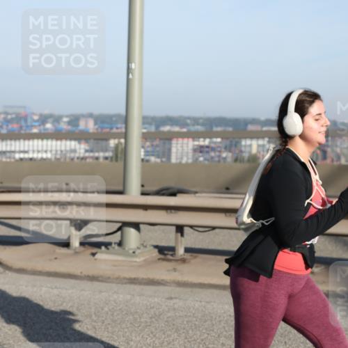 03.10.2025 - Köhlbrandbrückenlauf Yannick Fuchs http://msf.ph/oto/9133447 03.10.2025 09:06:00 Position 2  meine-sportfotos.de