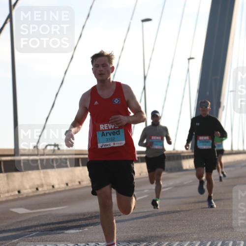 03.10.2025 - Köhlbrandbrückenlauf Yannick Fuchs http://msf.ph/oto/9133591 03.10.2025 08:20:35 Position 1 3152 meine-sportfotos.de