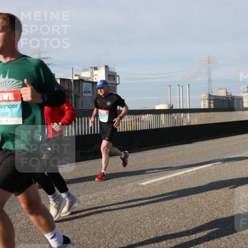 03.10.2025 - Köhlbrandbrückenlauf Lena Gebhardt http://msf.ph/oto/9133592 03.10.2025 09:51:31 Position 2 1699 meine-sportfotos.de