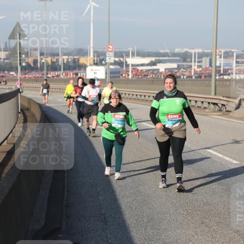 03.10.2025 - Köhlbrandbrückenlauf Yannick Fuchs http://msf.ph/oto/9133682 03.10.2025 09:06:30 Position 2 3624 meine-sportfotos.de