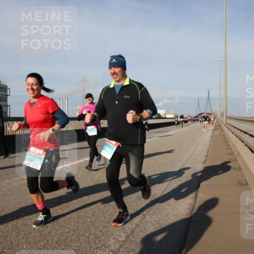 03.10.2025 - Köhlbrandbrückenlauf Lena Gebhardt http://msf.ph/oto/9133802 03.10.2025 09:51:47 Position 2 1461, 2048 meine-sportfotos.de