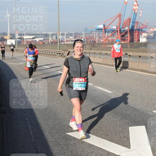 03.10.2025 - Köhlbrandbrückenlauf Yannick Fuchs http://msf.ph/oto/9133817 03.10.2025 09:06:58 Position 2 3649 meine-sportfotos.de