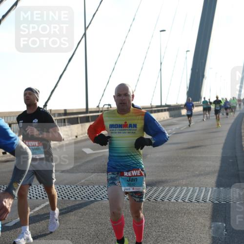 03.10.2025 - Köhlbrandbrückenlauf Yannick Fuchs http://msf.ph/oto/9133886 03.10.2025 08:20:58 Position 1 3248, 829, 2, 112, 26, 28, 3610 meine-sportfotos.de