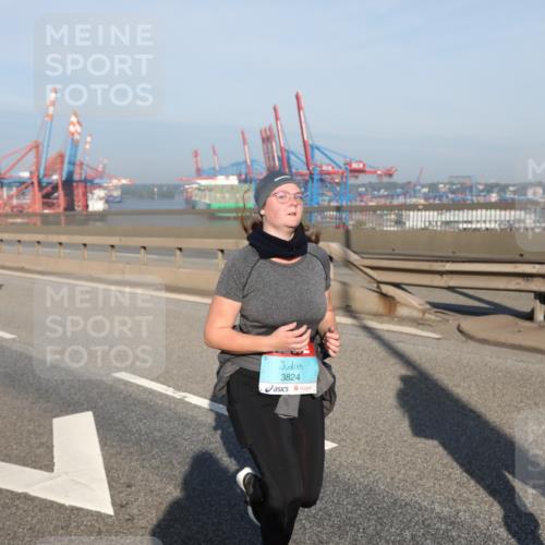 03.10.2025 - Köhlbrandbrückenlauf Yannick Fuchs http://msf.ph/oto/9133952 03.10.2025 09:07:07 Position 2 3824 meine-sportfotos.de