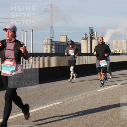 03.10.2025 - Köhlbrandbrückenlauf Lena Gebhardt http://msf.ph/oto/9133986 03.10.2025 09:52:05 Position 2 1536 meine-sportfotos.de