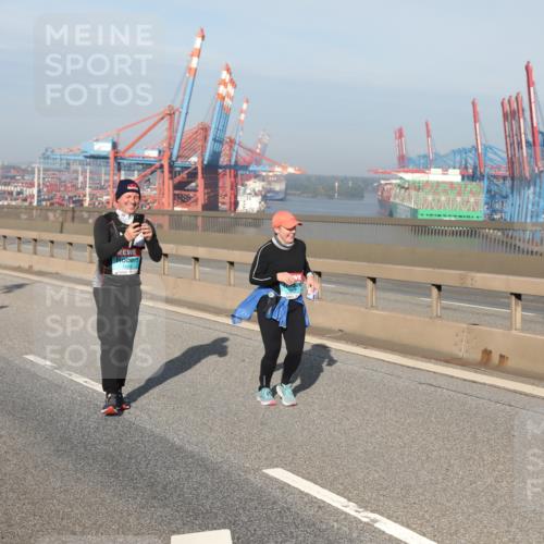 03.10.2025 - Köhlbrandbrückenlauf Yannick Fuchs http://msf.ph/oto/9134147 03.10.2025 09:08:23 Position 2 1928 meine-sportfotos.de