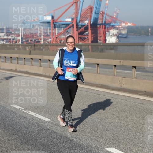 03.10.2025 - Köhlbrandbrückenlauf Yannick Fuchs http://msf.ph/oto/9134270 03.10.2025 09:08:51 Position 2 3805 meine-sportfotos.de
