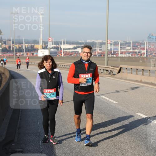 03.10.2025 - Köhlbrandbrückenlauf Yannick Fuchs http://msf.ph/oto/9134290 03.10.2025 09:08:55 Position 2 2490 meine-sportfotos.de