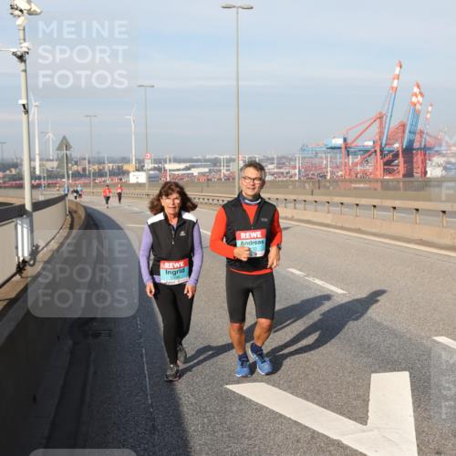 03.10.2025 - Köhlbrandbrückenlauf Yannick Fuchs http://msf.ph/oto/9134298 03.10.2025 09:08:56 Position 2 2490 meine-sportfotos.de