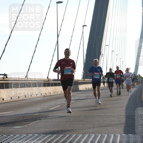 03.10.2025 - Köhlbrandbrückenlauf Yannick Fuchs http://msf.ph/oto/9134301 03.10.2025 08:21:23 Position 1 2792 meine-sportfotos.de