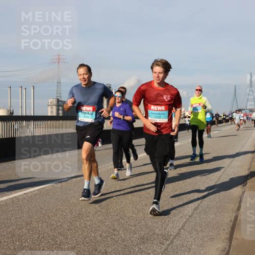 03.10.2025 - Köhlbrandbrückenlauf Lena Gebhardt http://msf.ph/oto/9134334 03.10.2025 09:52:28 Position 2 3738, 2026 meine-sportfotos.de