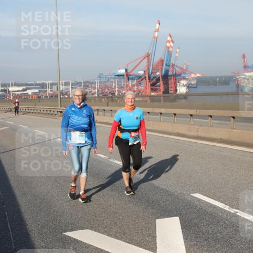 03.10.2025 - Köhlbrandbrückenlauf Yannick Fuchs http://msf.ph/oto/9134456 03.10.2025 09:09:34 Position 2  meine-sportfotos.de