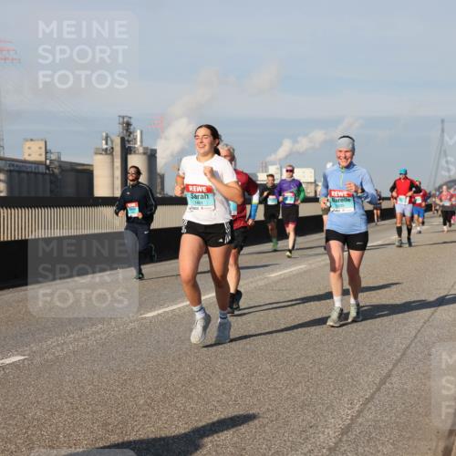 03.10.2025 - Köhlbrandbrückenlauf Lena Gebhardt http://msf.ph/oto/9134489 03.10.2025 09:52:40 Position 2 1401, 3539 meine-sportfotos.de