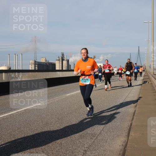03.10.2025 - Köhlbrandbrückenlauf Lena Gebhardt http://msf.ph/oto/9134628 03.10.2025 09:52:47 Position 2 1858 meine-sportfotos.de