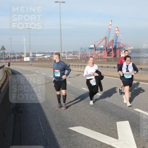 03.10.2025 - Köhlbrandbrückenlauf Yannick Fuchs http://msf.ph/oto/9134731 03.10.2025 09:10:28 Position 2  meine-sportfotos.de