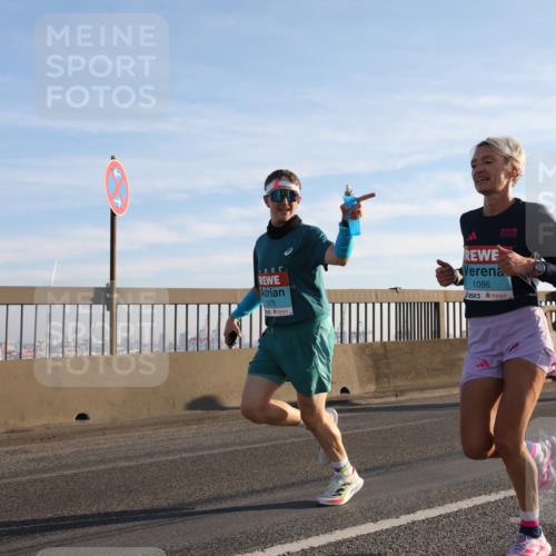 03.10.2025 - Köhlbrandbrückenlauf Yannick Fuchs http://msf.ph/oto/9134743 03.10.2025 08:21:55 Position 1 1275, 1086 meine-sportfotos.de