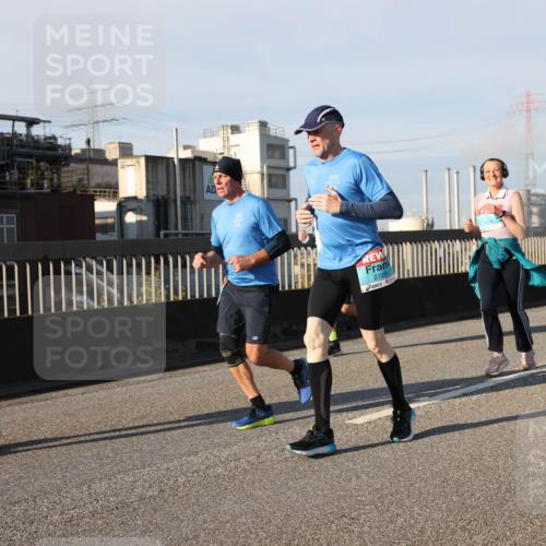 03.10.2025 - Köhlbrandbrückenlauf Lena Gebhardt http://msf.ph/oto/9134833 03.10.2025 09:53:01 Position 2 2858, 2729 meine-sportfotos.de