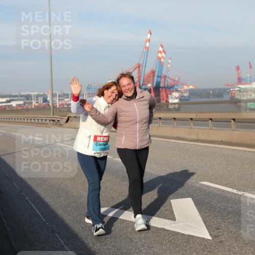 03.10.2025 - Köhlbrandbrückenlauf Yannick Fuchs http://msf.ph/oto/9134945 03.10.2025 09:12:26 Position 2 2908 meine-sportfotos.de