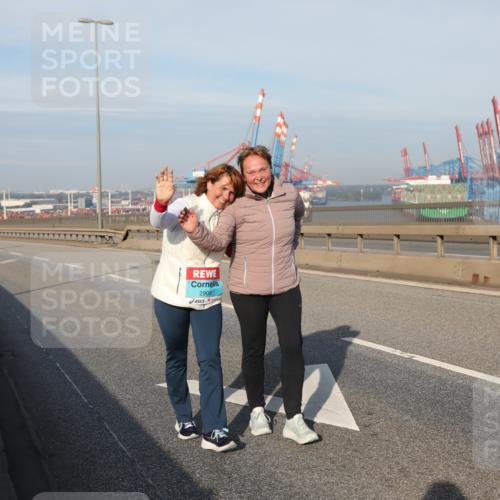 03.10.2025 - Köhlbrandbrückenlauf Yannick Fuchs http://msf.ph/oto/9134953 03.10.2025 09:12:27 Position 2 2908 meine-sportfotos.de