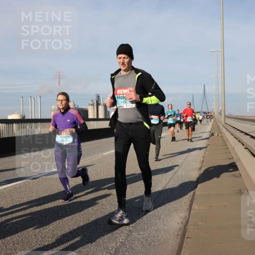 03.10.2025 - Köhlbrandbrückenlauf Lena Gebhardt http://msf.ph/oto/9135074 03.10.2025 09:53:15 Position 2 2015, 1192 meine-sportfotos.de