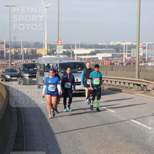 03.10.2025 - Köhlbrandbrückenlauf Yannick Fuchs http://msf.ph/oto/9135091 03.10.2025 09:13:55 Position 2 3195, 3184 meine-sportfotos.de
