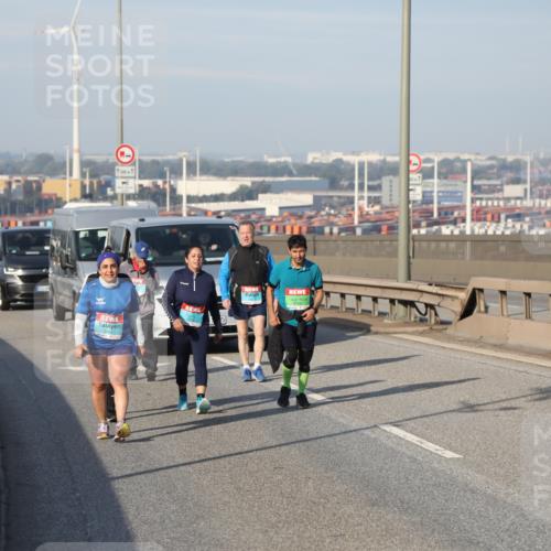 03.10.2025 - Köhlbrandbrückenlauf Yannick Fuchs http://msf.ph/oto/9135105 03.10.2025 09:13:56 Position 2 3184 meine-sportfotos.de