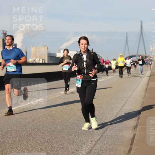 03.10.2025 - Köhlbrandbrückenlauf Lena Gebhardt http://msf.ph/oto/9135168 03.10.2025 09:53:21 Position 2 1399, 79 meine-sportfotos.de