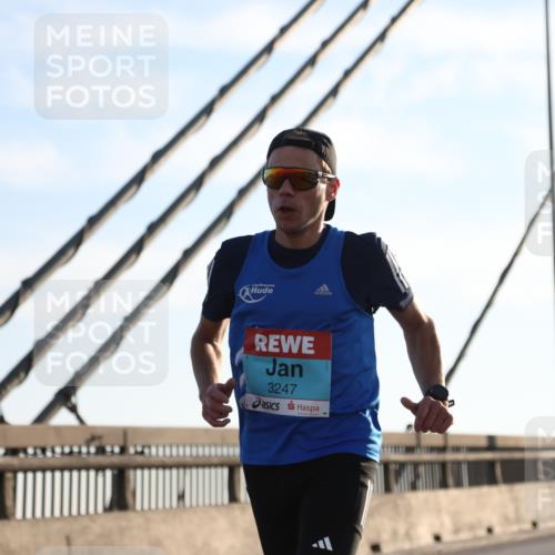 03.10.2025 - Köhlbrandbrückenlauf Yannick Fuchs http://msf.ph/oto/9135225 03.10.2025 08:17:18 Position 2 3247 meine-sportfotos.de