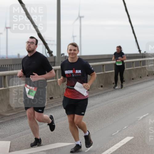 03.10.2025 - Köhlbrandbrückenlauf Jannik Wohlers http://msf.ph/oto/9135292 03.10.2025 16:06:13 Position 1 10, 3 meine-sportfotos.de