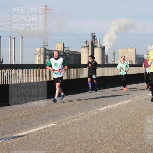 03.10.2025 - Köhlbrandbrückenlauf Lena Gebhardt http://msf.ph/oto/9135300 03.10.2025 09:53:27 Position 2 1701 meine-sportfotos.de