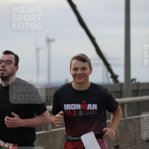 03.10.2025 - Köhlbrandbrückenlauf Jannik Wohlers http://msf.ph/oto/9135336 03.10.2025 16:06:14 Position 1 70, 3 meine-sportfotos.de