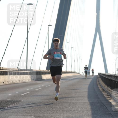03.10.2025 - Köhlbrandbrückenlauf Yannick Fuchs http://msf.ph/oto/9135390 03.10.2025 08:17:51 Position 2 3782 meine-sportfotos.de