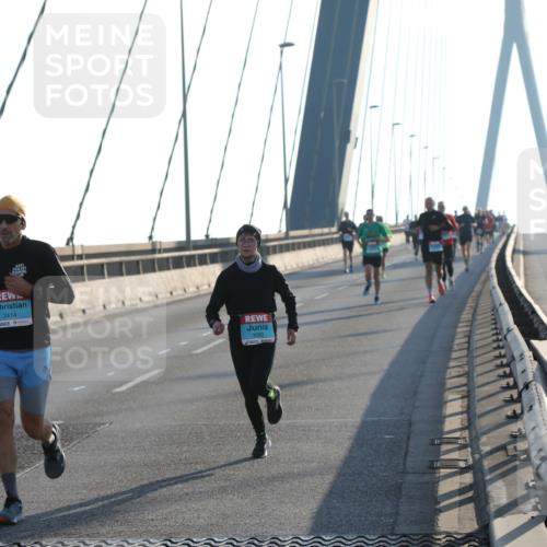 03.10.2025 - Köhlbrandbrückenlauf Yannick Fuchs http://msf.ph/oto/9135479 03.10.2025 08:22:44 Position 1 3414, 3083 meine-sportfotos.de
