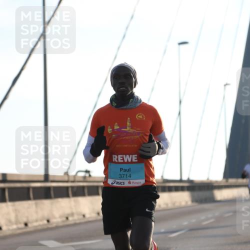 03.10.2025 - Köhlbrandbrückenlauf Yannick Fuchs http://msf.ph/oto/9135552 03.10.2025 08:18:11 Position 2 3714 meine-sportfotos.de