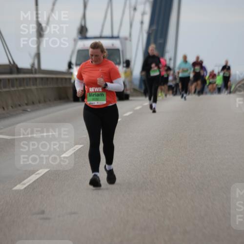 03.10.2025 - Köhlbrandbrückenlauf Jannik Wohlers http://msf.ph/oto/9135592 03.10.2025 16:06:24 Position 1 9532 meine-sportfotos.de