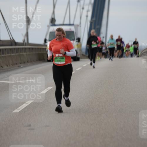 03.10.2025 - Köhlbrandbrückenlauf Jannik Wohlers http://msf.ph/oto/9135598 03.10.2025 16:06:24 Position 1 9532 meine-sportfotos.de