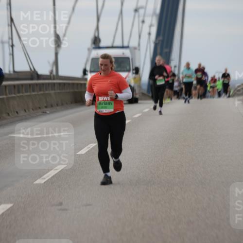 03.10.2025 - Köhlbrandbrückenlauf Jannik Wohlers http://msf.ph/oto/9135603 03.10.2025 16:06:24 Position 1 9532 meine-sportfotos.de