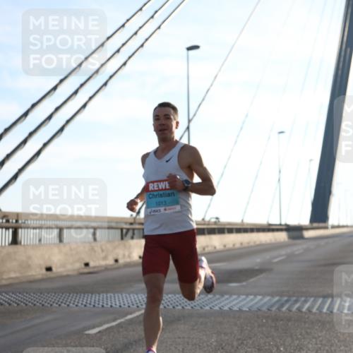 03.10.2025 - Köhlbrandbrückenlauf Yannick Fuchs http://msf.ph/oto/9135653 03.10.2025 08:18:19 Position 2 1013 meine-sportfotos.de