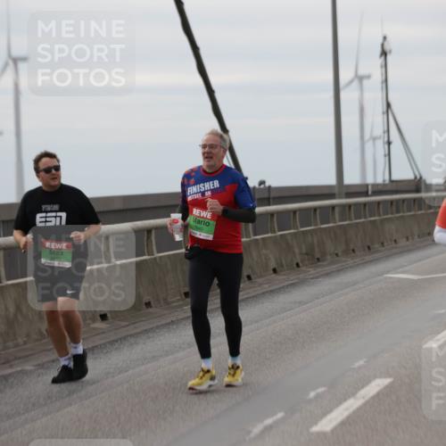 03.10.2025 - Köhlbrandbrückenlauf Jannik Wohlers http://msf.ph/oto/9135665 03.10.2025 16:06:25 Position 1 51, 2025, 7640, 9832 meine-sportfotos.de