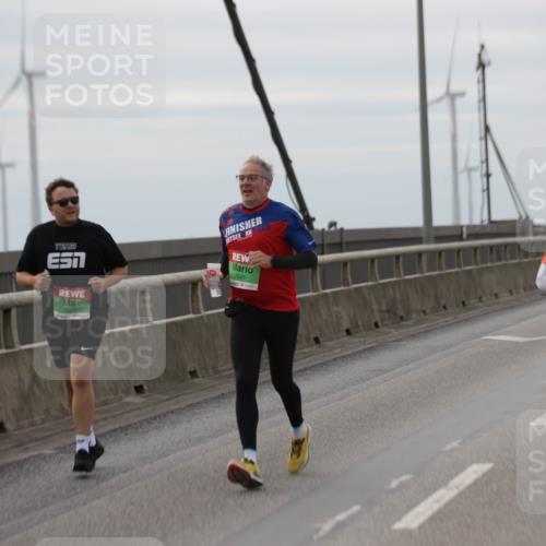 03.10.2025 - Köhlbrandbrückenlauf Jannik Wohlers http://msf.ph/oto/9135673 03.10.2025 16:06:25 Position 1 7640 meine-sportfotos.de
