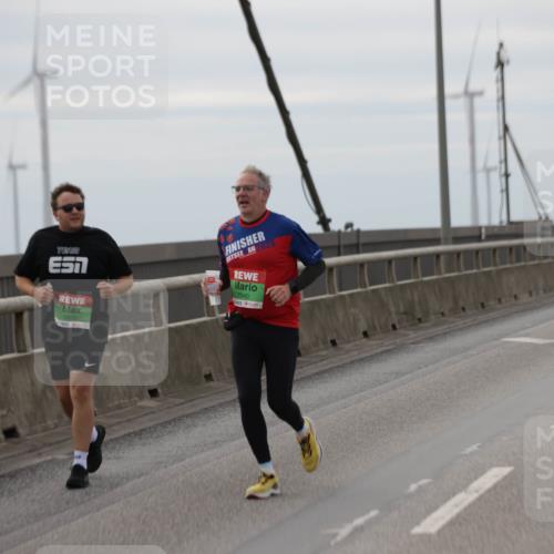 03.10.2025 - Köhlbrandbrückenlauf Jannik Wohlers http://msf.ph/oto/9135682 03.10.2025 16:06:25 Position 1 7, 8973, 2025, 7640, 9632 meine-sportfotos.de