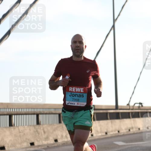 03.10.2025 - Köhlbrandbrückenlauf Yannick Fuchs http://msf.ph/oto/9135710 03.10.2025 08:18:38 Position 2 2968 meine-sportfotos.de