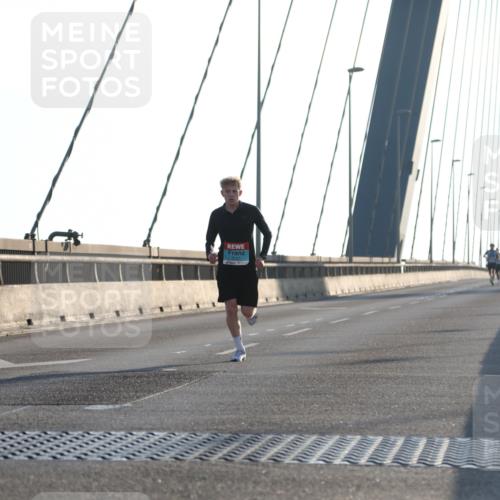 03.10.2025 - Köhlbrandbrückenlauf Yannick Fuchs http://msf.ph/oto/9135732 03.10.2025 08:19:05 Position 2  meine-sportfotos.de
