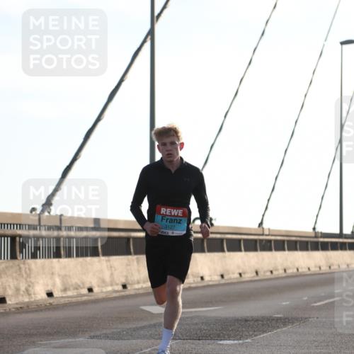 03.10.2025 - Köhlbrandbrückenlauf Yannick Fuchs http://msf.ph/oto/9135755 03.10.2025 08:19:06 Position 2 3127 meine-sportfotos.de