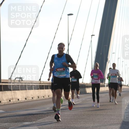 03.10.2025 - Köhlbrandbrückenlauf Yannick Fuchs http://msf.ph/oto/9135806 03.10.2025 08:19:20 Position 2 1041 meine-sportfotos.de
