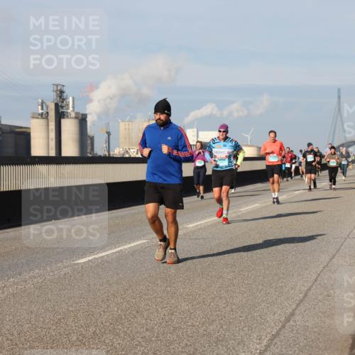 03.10.2025 - Köhlbrandbrückenlauf Lena Gebhardt http://msf.ph/oto/9135822 03.10.2025 09:53:50 Position 2  meine-sportfotos.de